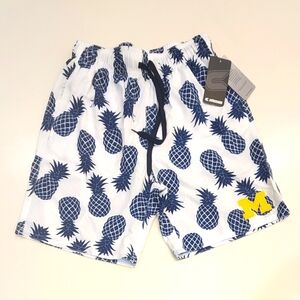 WOLVERINES|Men's NCAA Licensed Colosseum Lined Swim Suit|Sz Medium|Stitched Logo